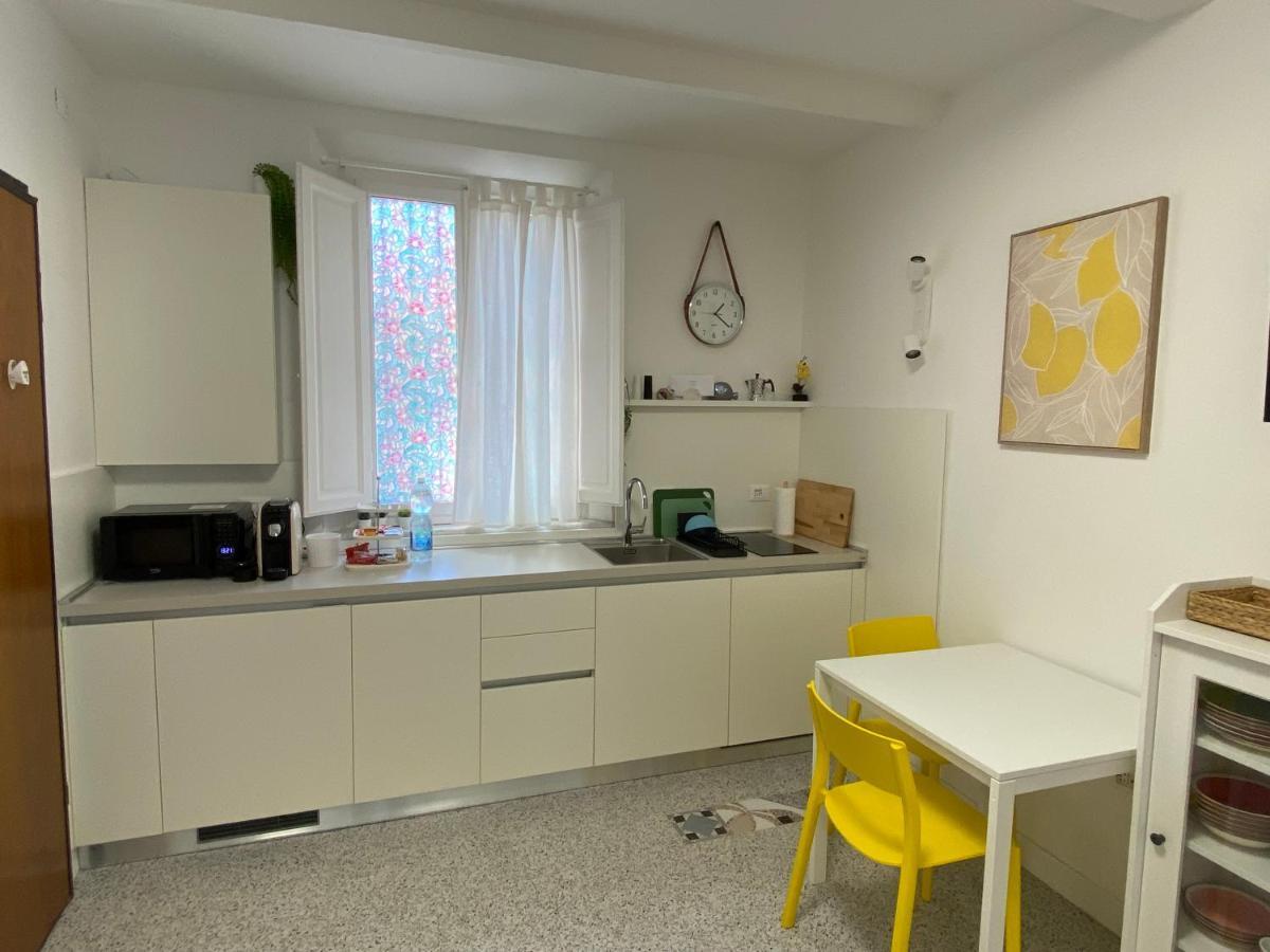8+8 Appartamento Con Garage Livorno Exterior photo